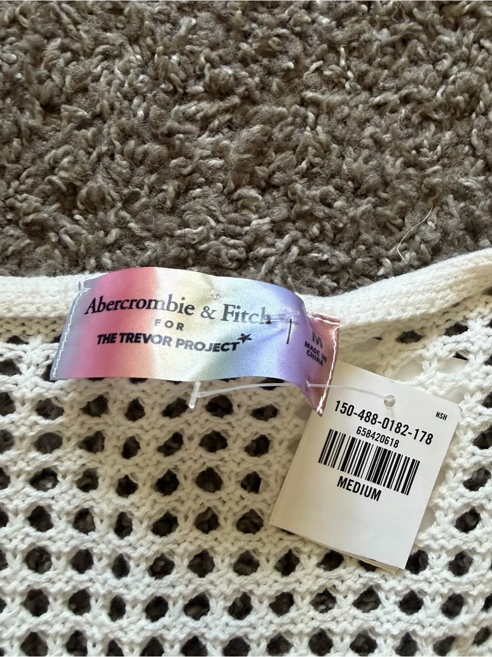 NWT Abercrombie Pride Trevor Project Rainbow Crochet Vest - Picture 2 of 3